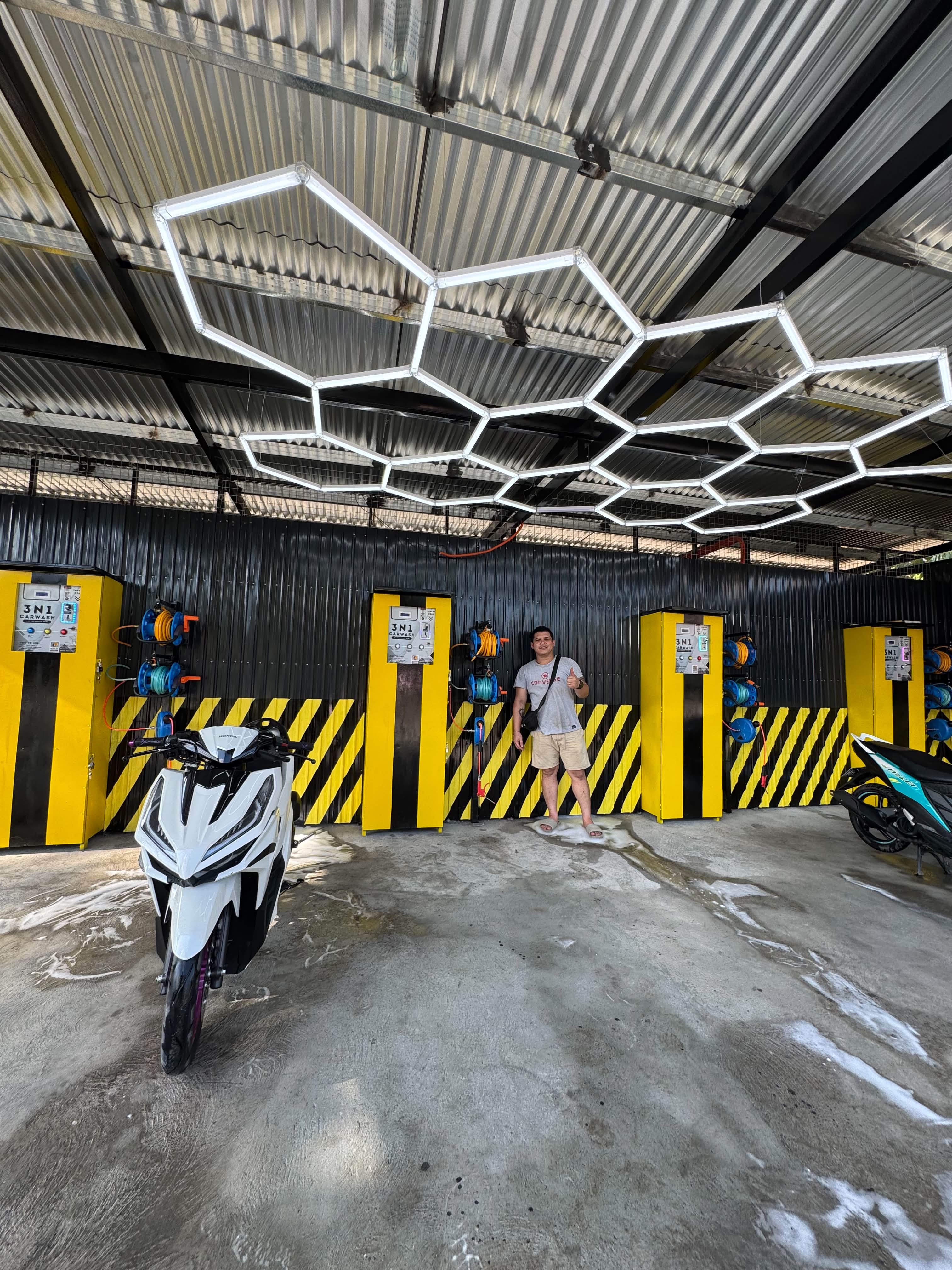 M&M Multi-Bay Commercial Installation